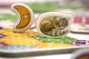 Calico_Familiespel_Sfeer_1_White-Goblin-Games-scaled.webp