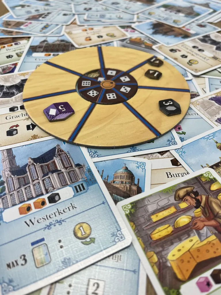 Amsterdam_Essential_Edition_Strategisch_Expertspel_Spelmateriaal_1_White-Goblin-Games-scaled.webp