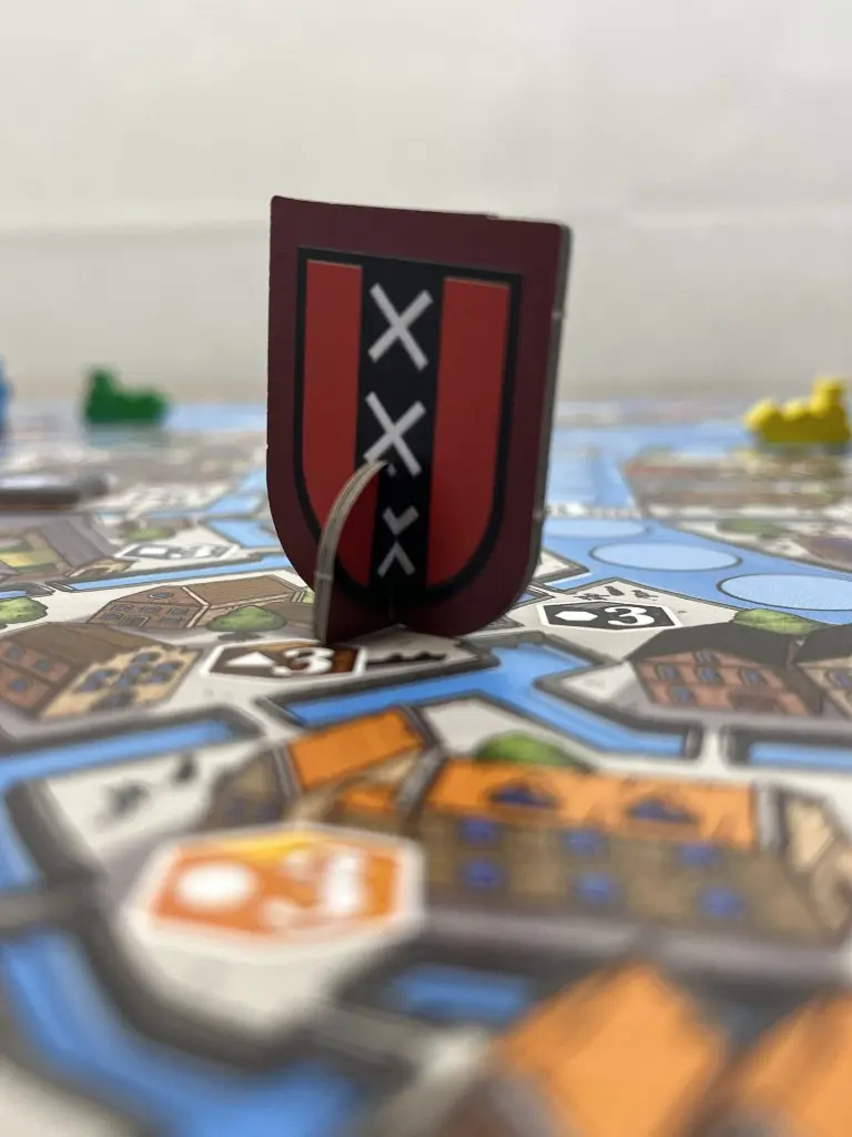 Amsterdam_Essential_Edition_Strategisch_Expertspel_Spelmateriaal_3_White-Goblin-Games-scaled.webp